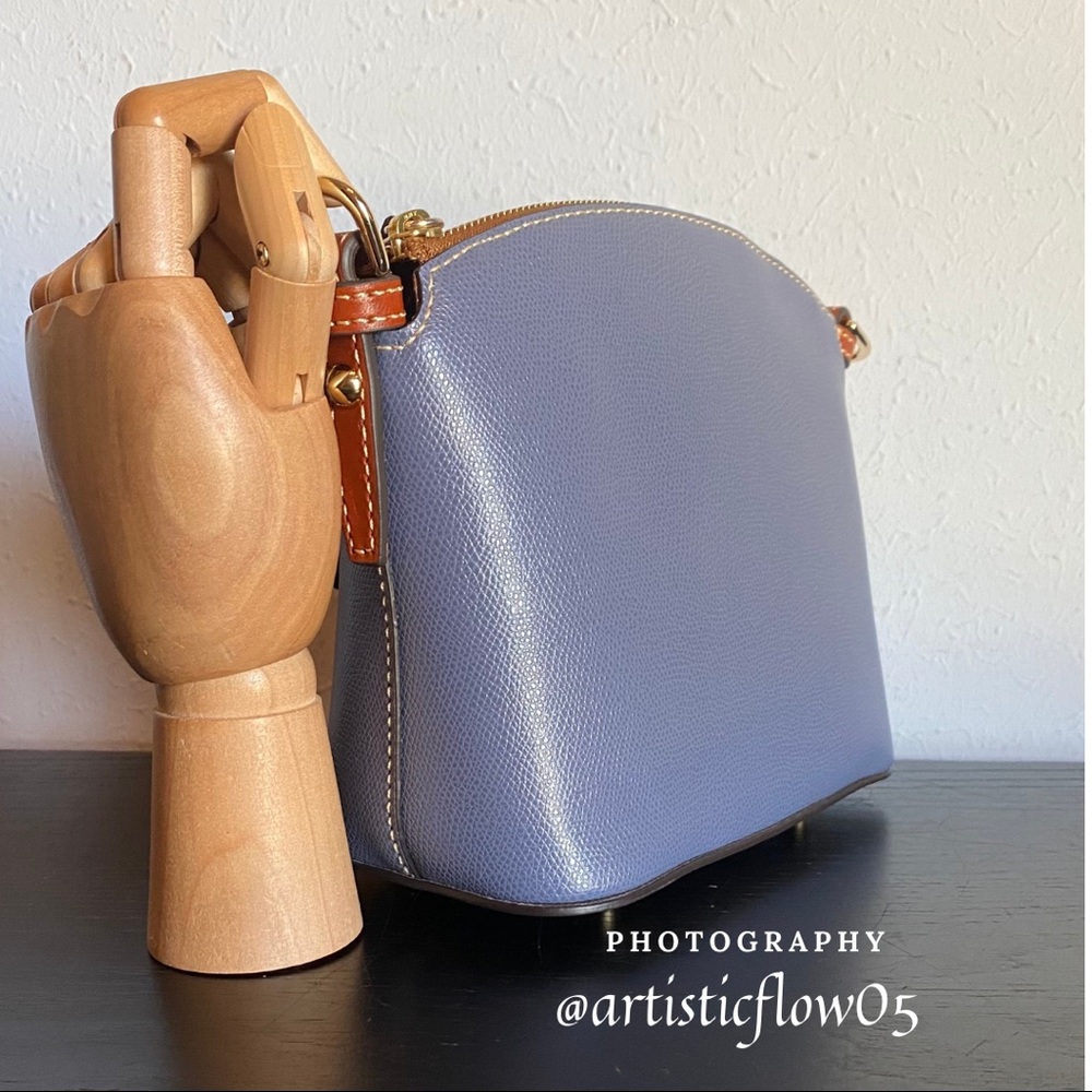 NEW! Dooney & Bourke Claremont Domed Crossbody - Picture 5 of 12